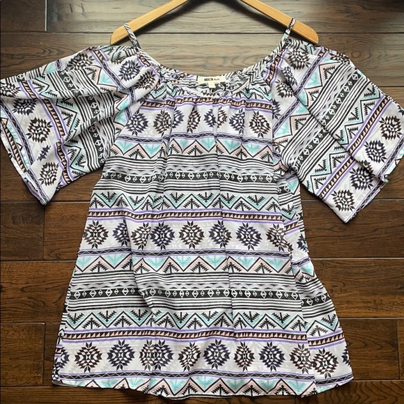 Miken swim coverup Aztec design cold shoulder - Picture 2 of 7